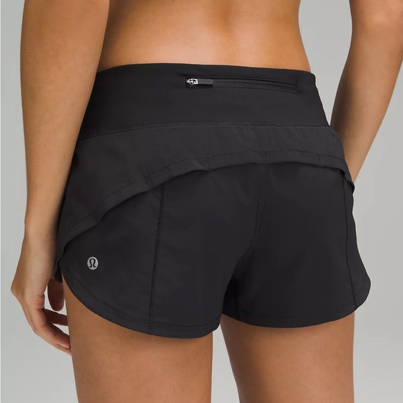 Lululemon • Speed Up Low Rise Lined Shorts